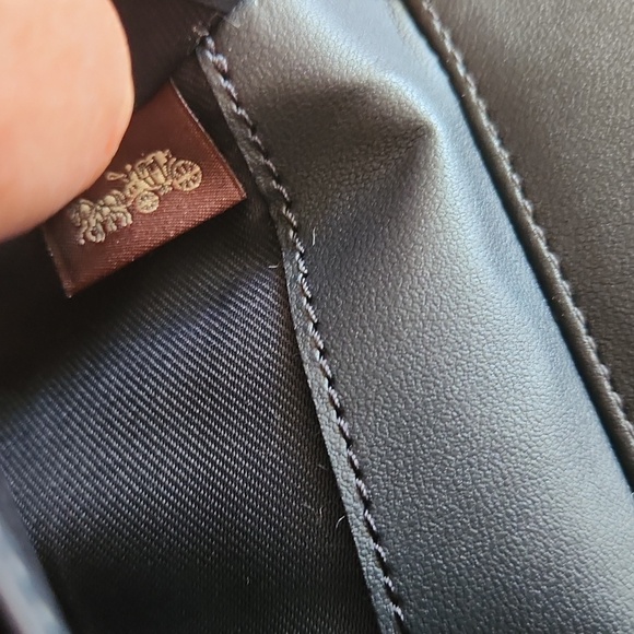 NWOT Coach Sage Pebbled Leather Slim Zip Wallet ๐๐๐ฉต - Picture 9 of 16